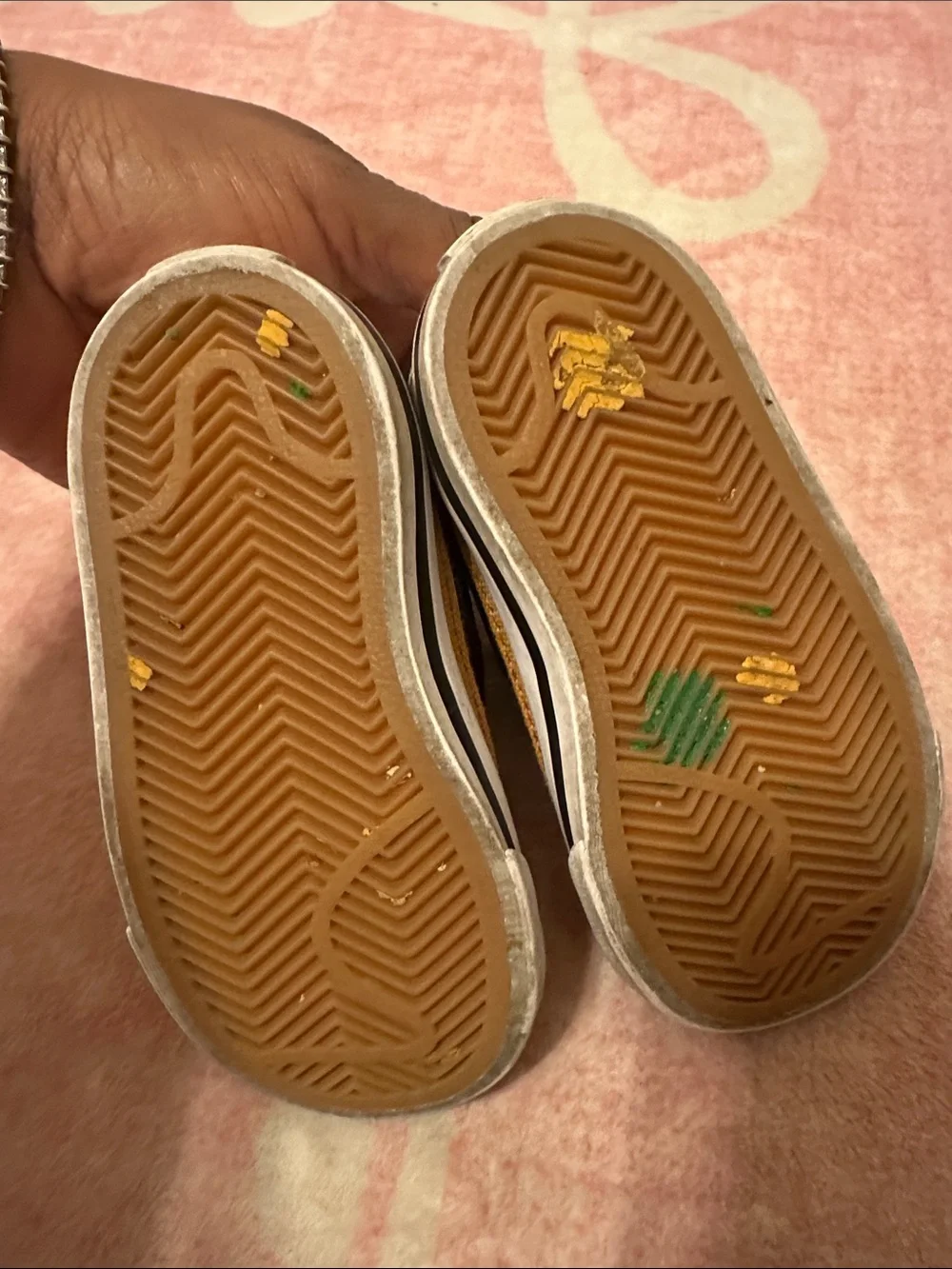 Nike Kids White Sneakers with Black Swoosh and Tan Trim